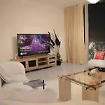 شقة فندقيه في برج رافال Rafal Tower الدور 53