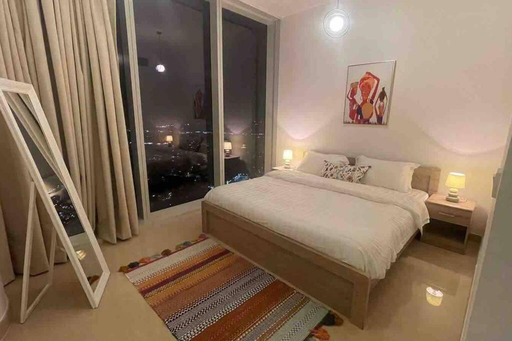 Apartment شقة فندقيه في برج رافال Rafal Tower الدور 53 Riyadh